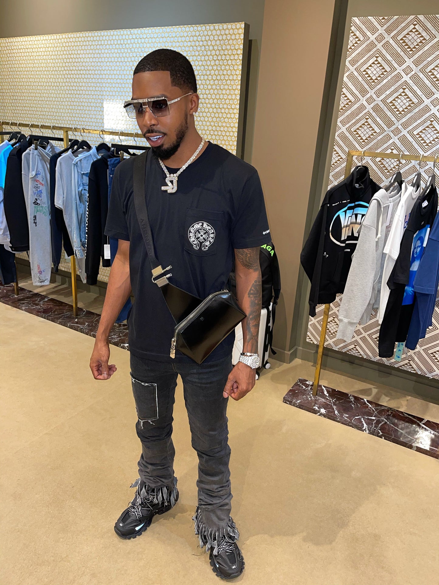 Shredded Denim Black