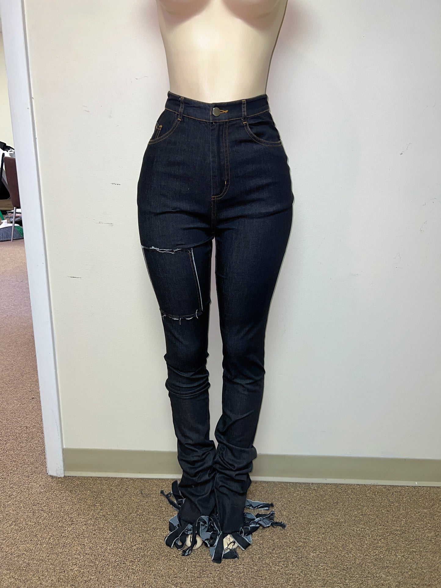 Shredded Denim Black