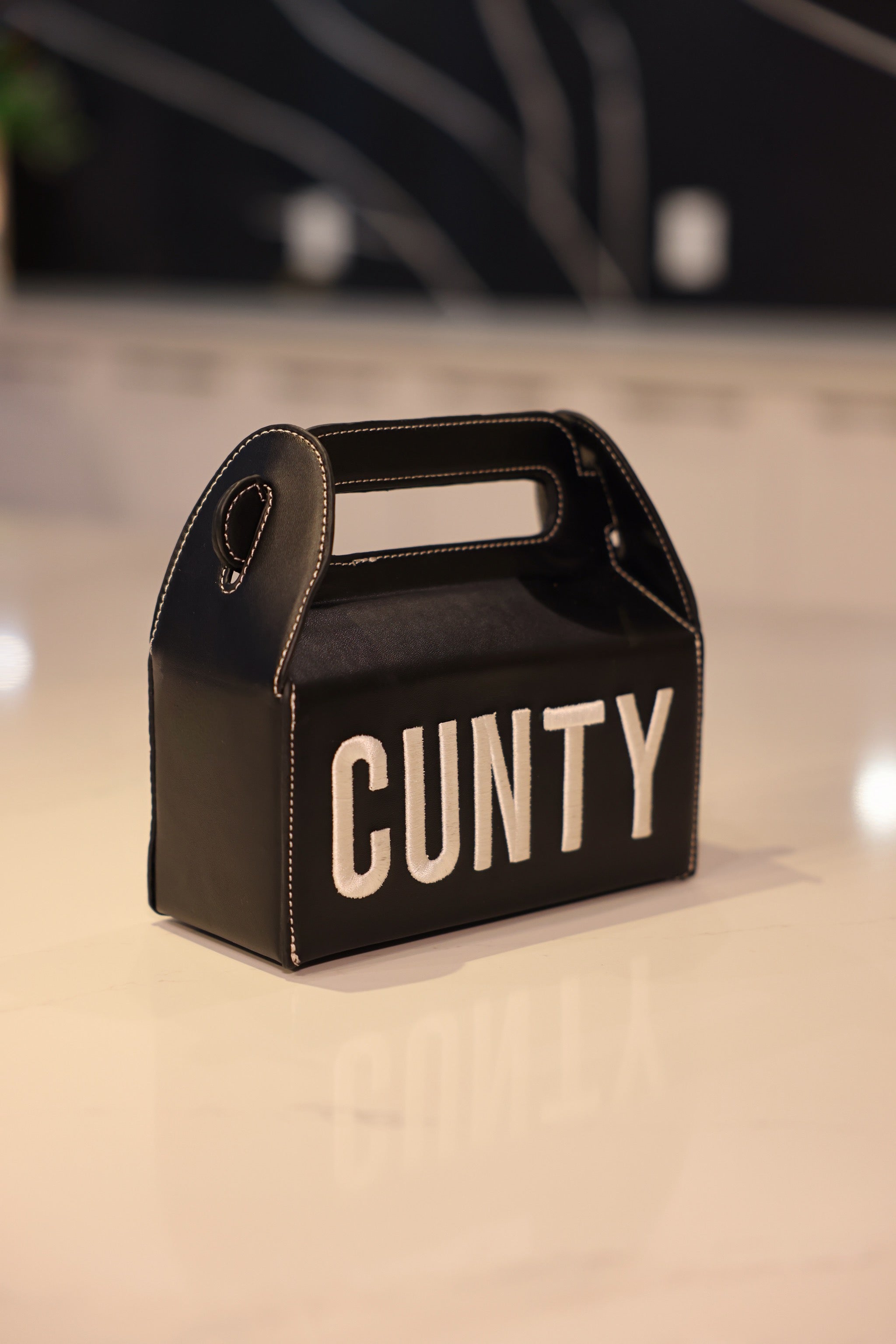 CUNTY Lunch Box Purse