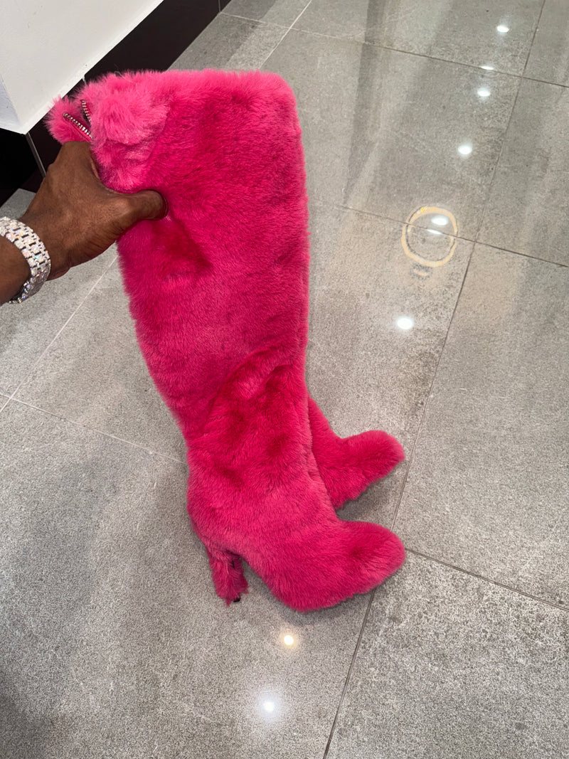 Pink fur boots hotsell