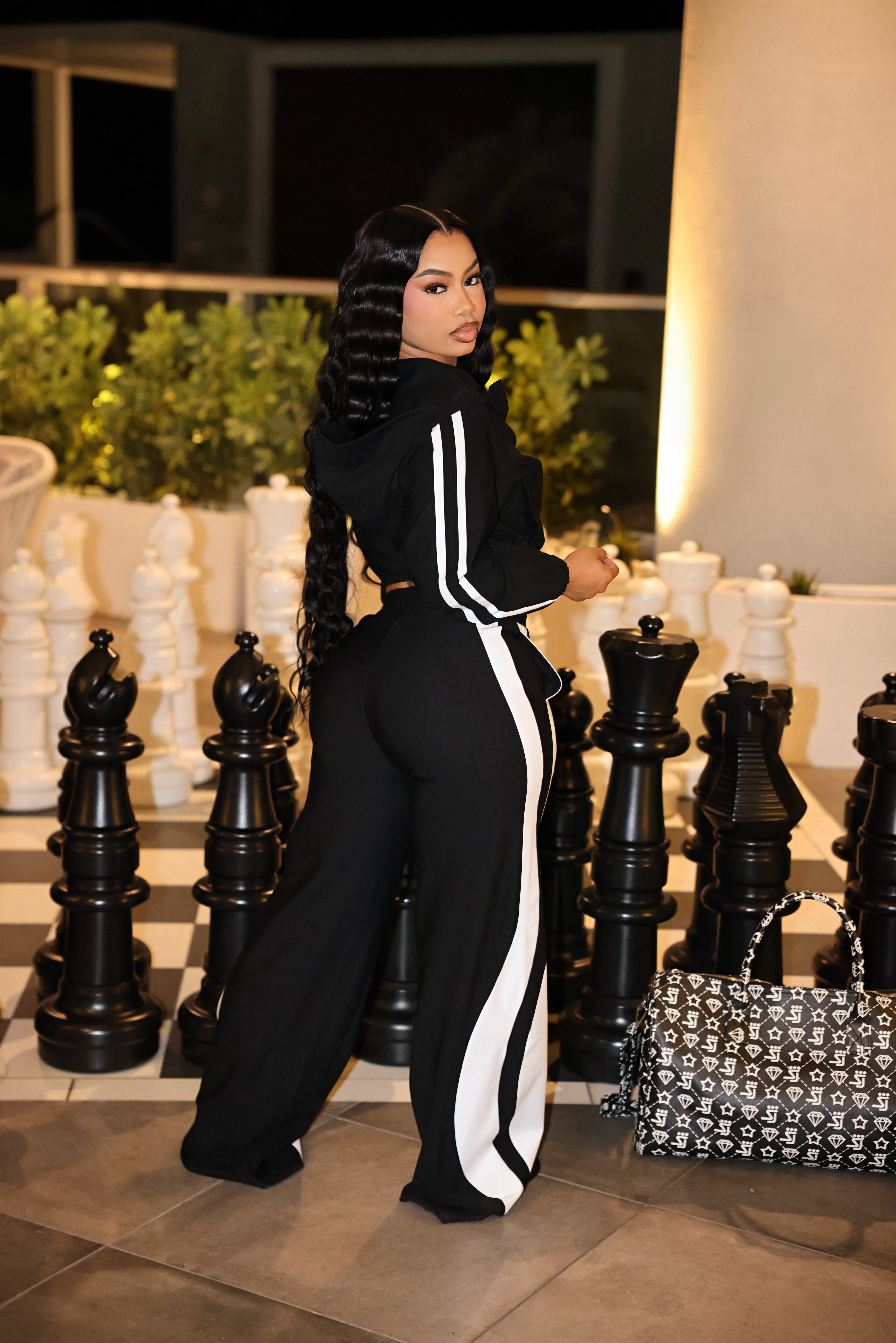 She Tea Tracksuit Black