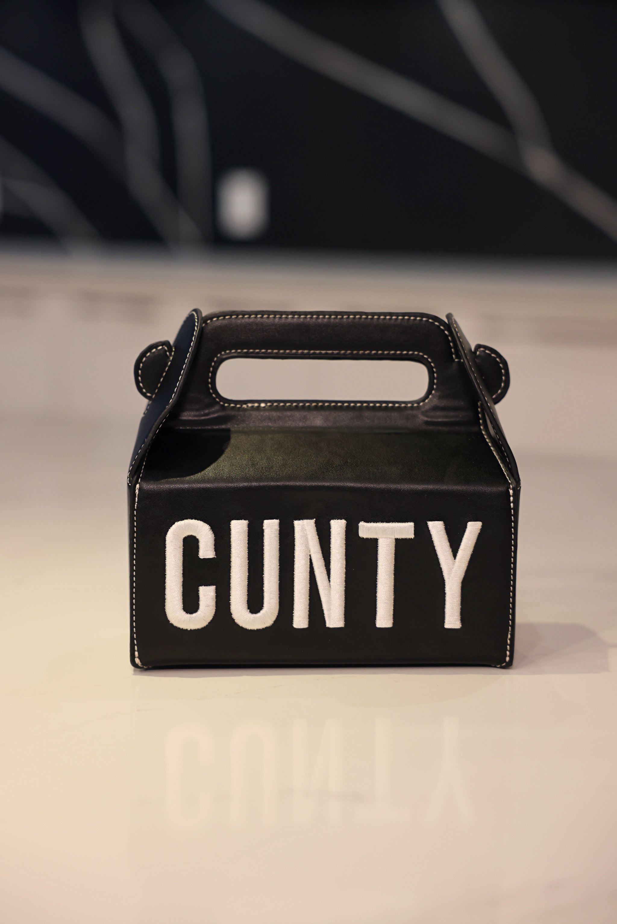 CUNTY Lunch Box Purse