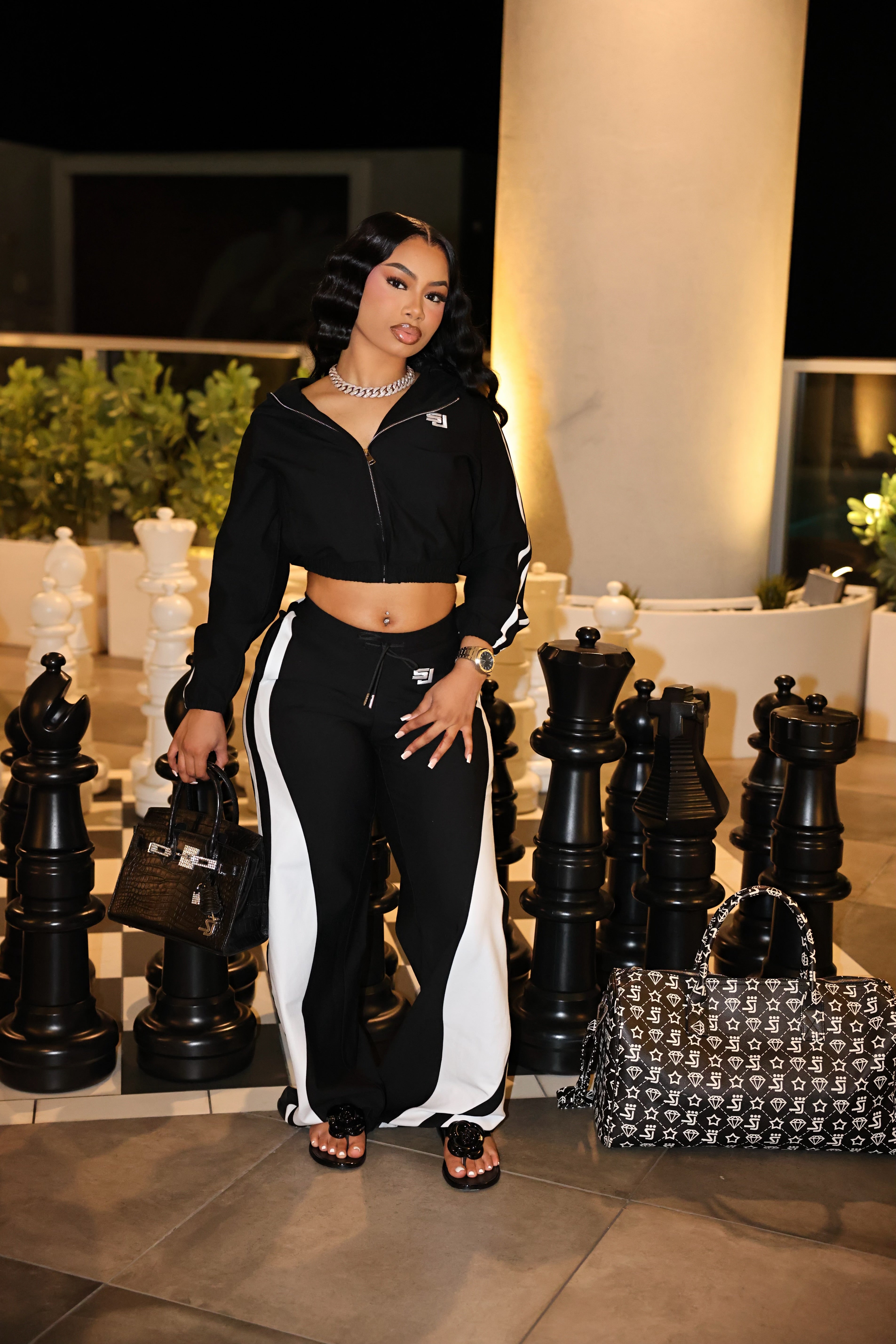 She Tea Tracksuit Black